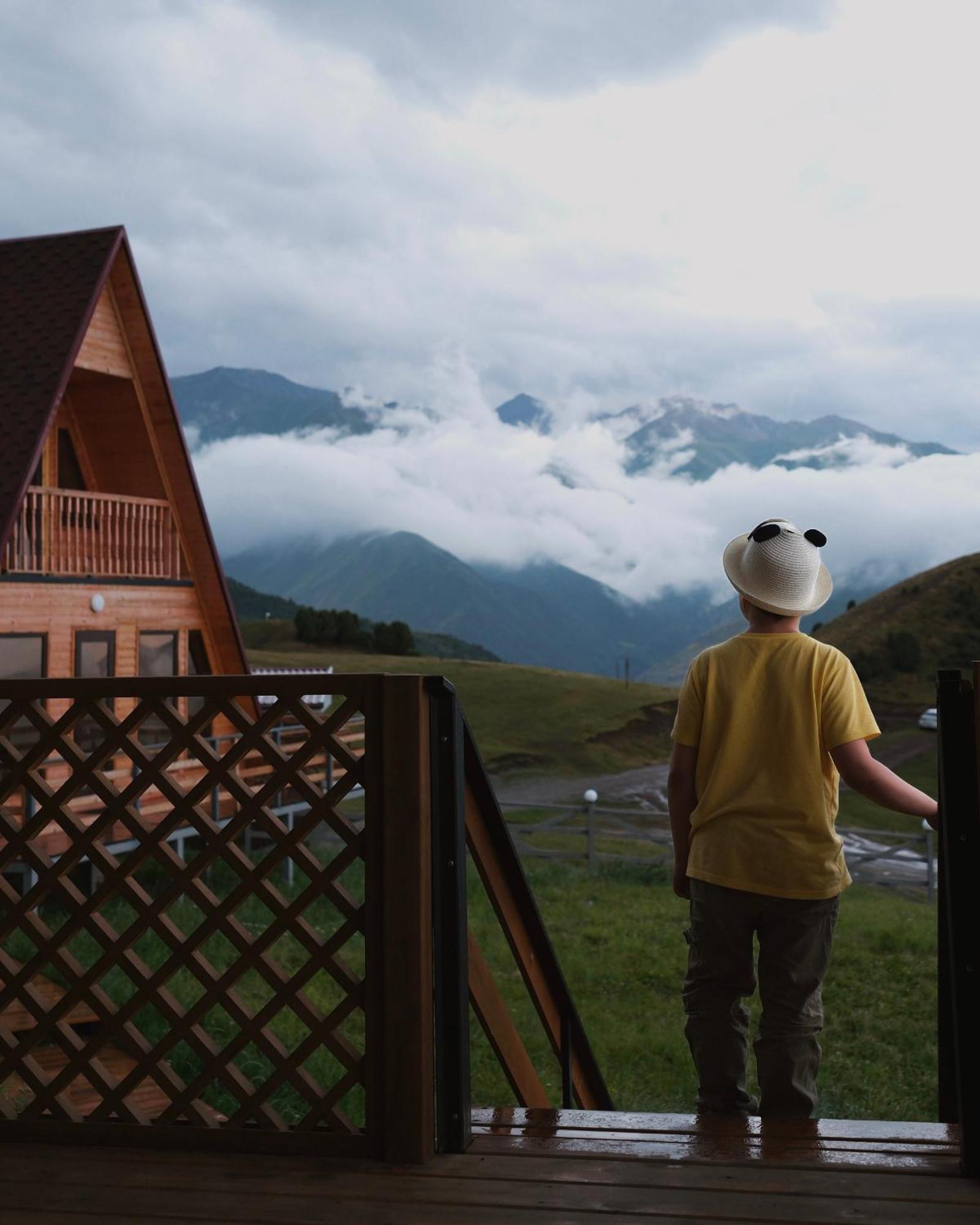 Alto Cabins 비슈케크 외부 사진
